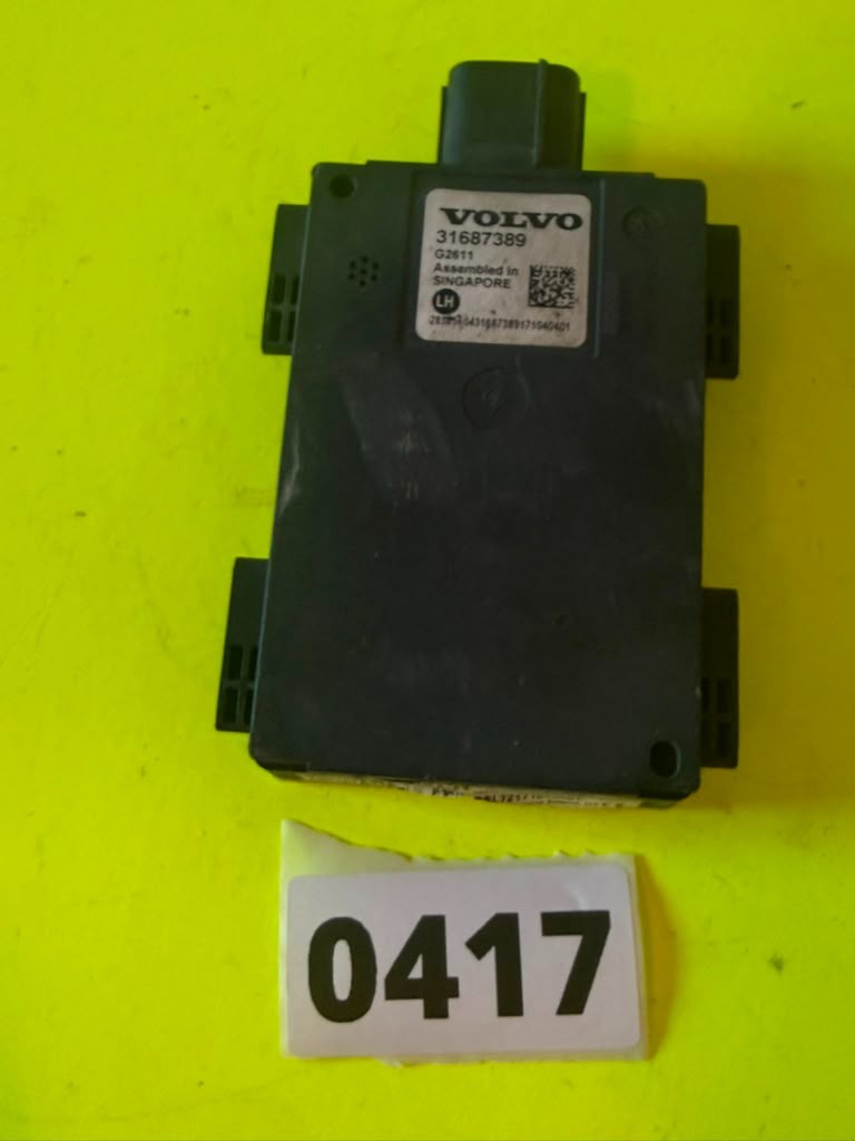 17 18 19 VOLVO S90 LEFT SIDE REAR BLIND SPOT RADAR MODULE  31687389