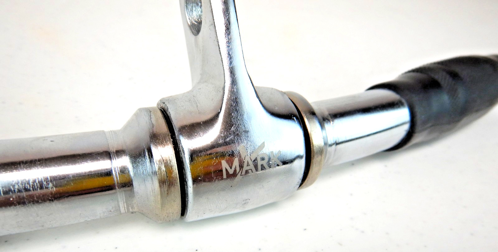 XMark multi-grip revolving curl bar Cable Machine Attachment