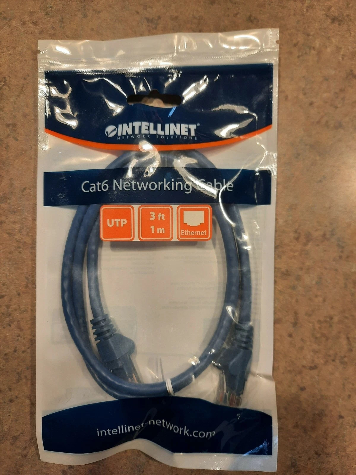 Intellinet Network Solutions 342575 Cat.6 UTP Patch Cable - Category 6! NEW!