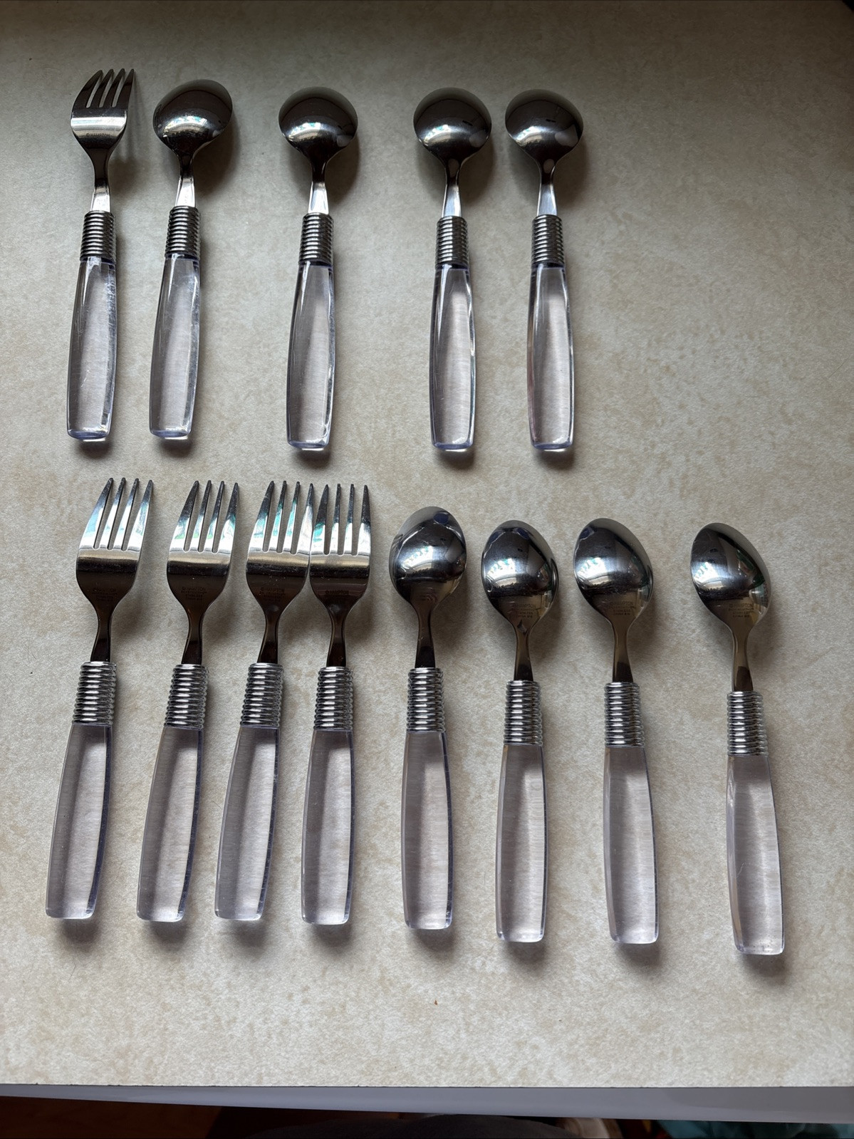 Hampton Silversmiths Stainless Flatware Clear Handle 13 Piece China 818