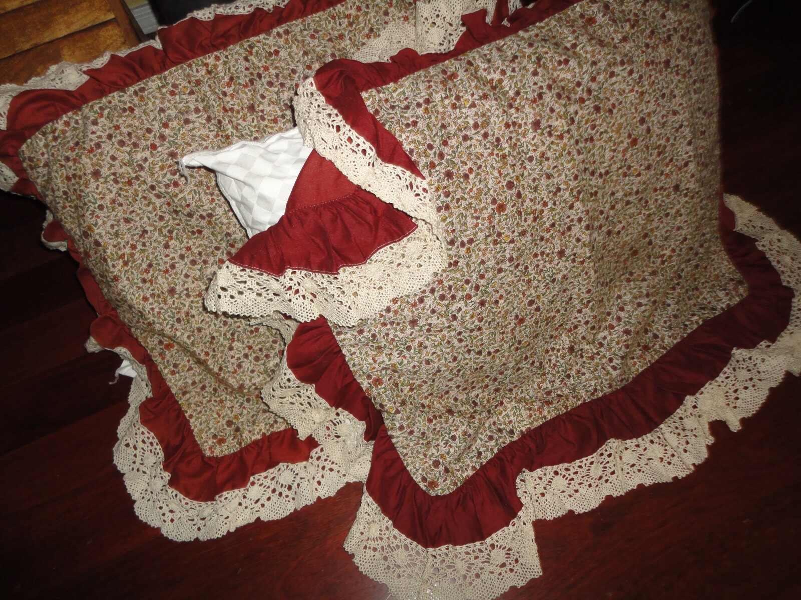 CROCHETED RUFFLED LACE BURNT ORANGE CREAM FLORAL (2) STANDARD PILLOW SHAMS