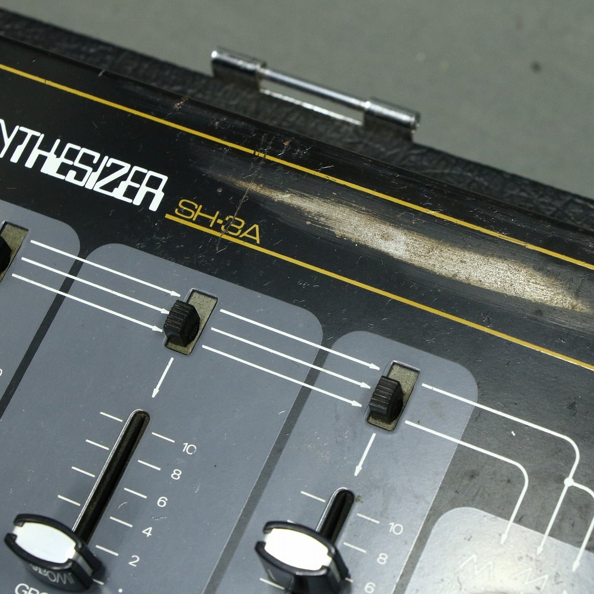 Roland SH-3A SYNTHESIZER [452885]