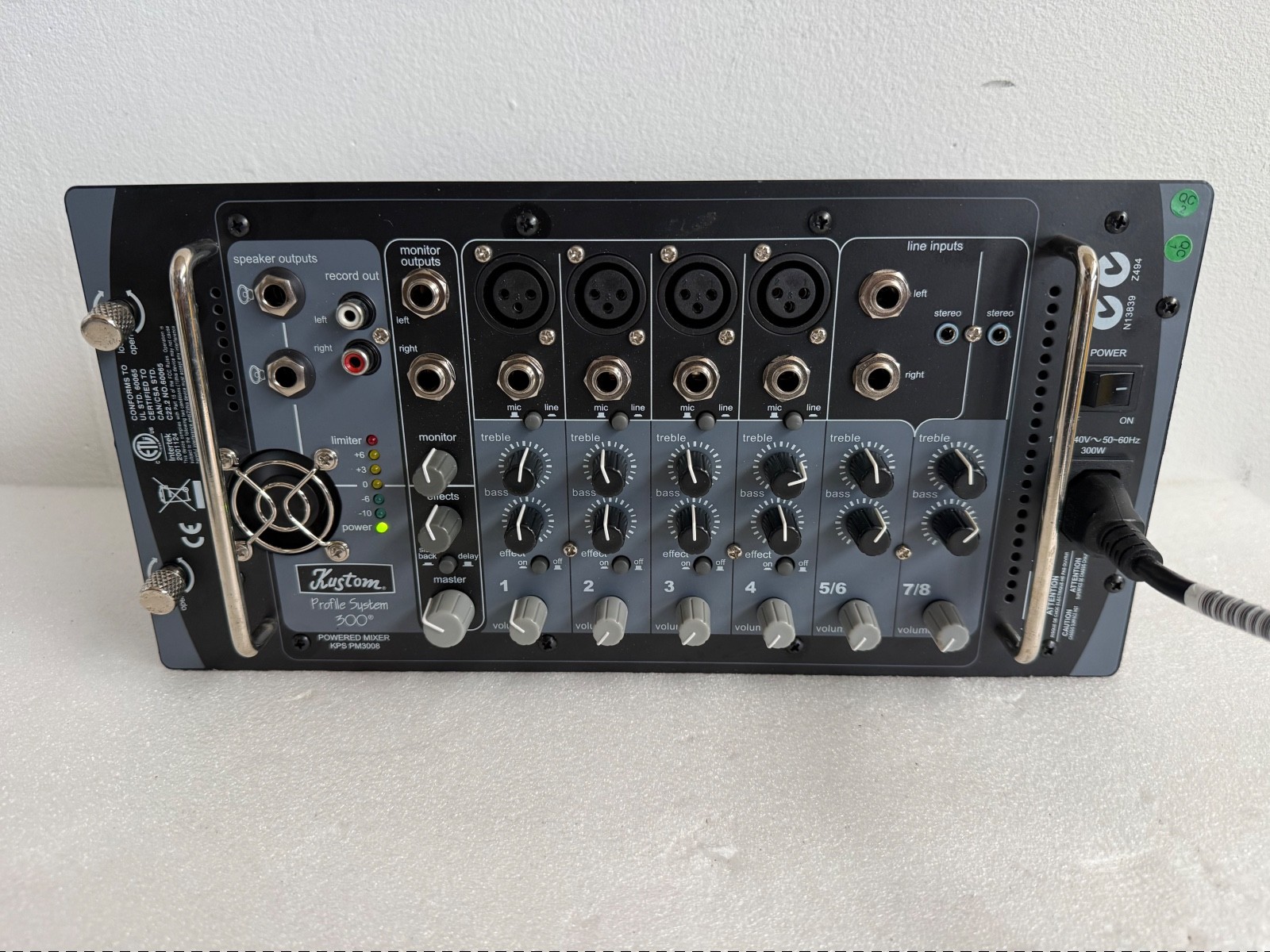 Kustom Profile System 300 Powered Mixer KPS-PM3008 300W 8-Channel
