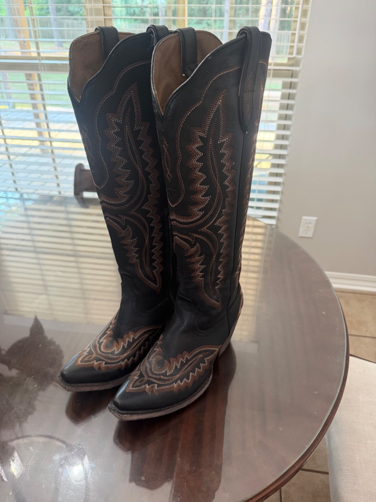 ariat boots womens 8