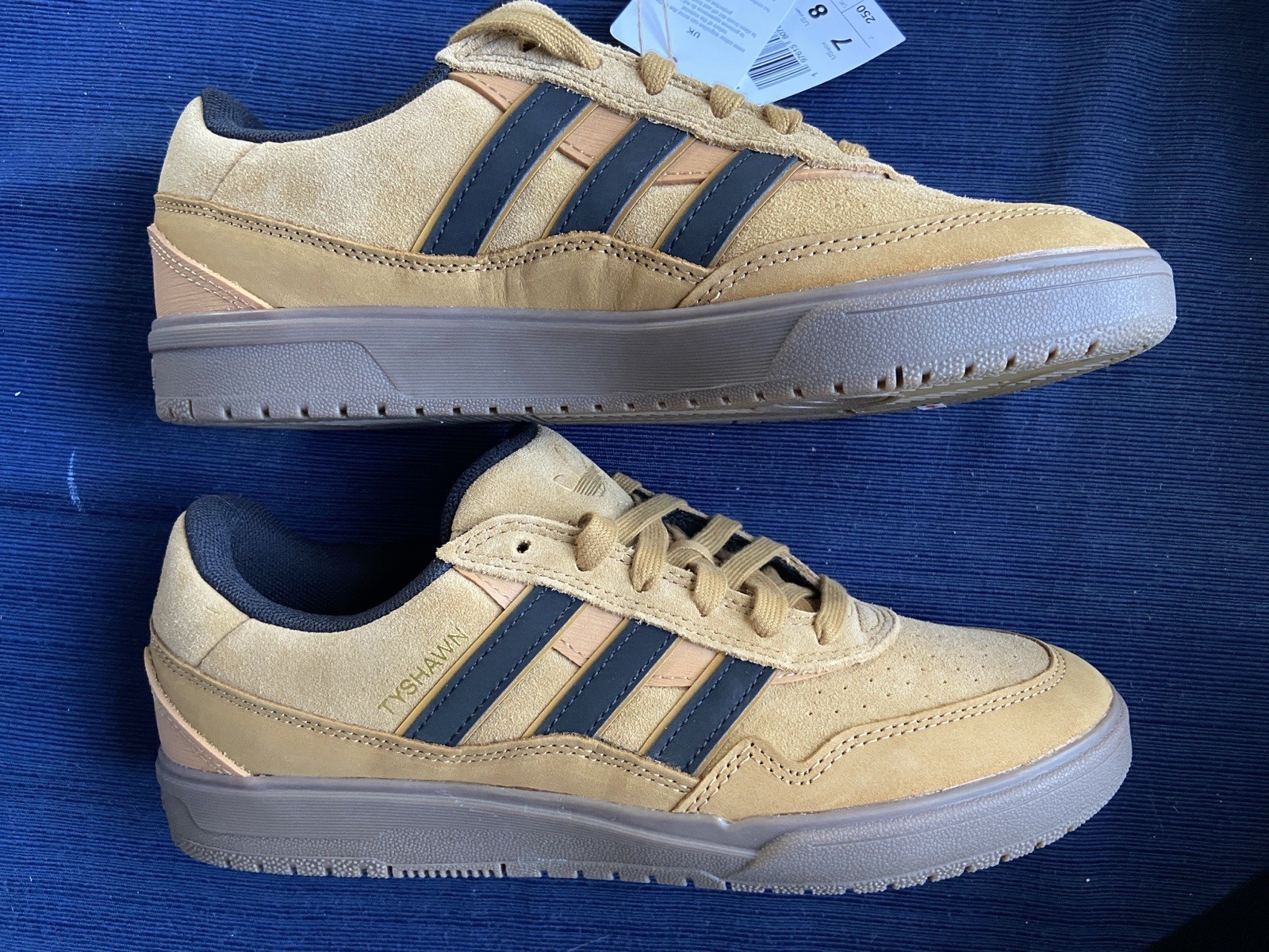 adidas Unisex Tyshawn II Skateboarding Shoe Mesa/Black Gum Men’s 7 Women’s 8