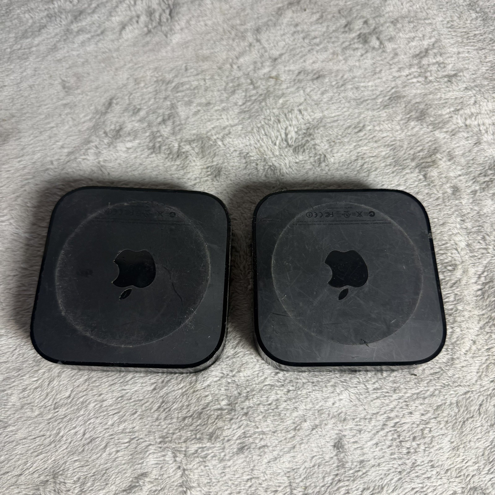 2 Apple TV UNTESTED no power cable
