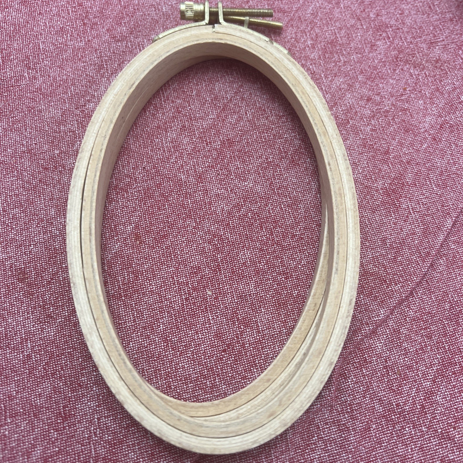 Wood Embroidery Hoop Oval Craft Needlework Quilting 4”x6”New ( A Pair)
