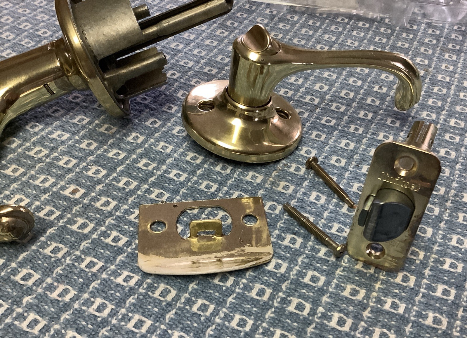 Kwikset Keyed Entry Lockset, One Key. Preowned.