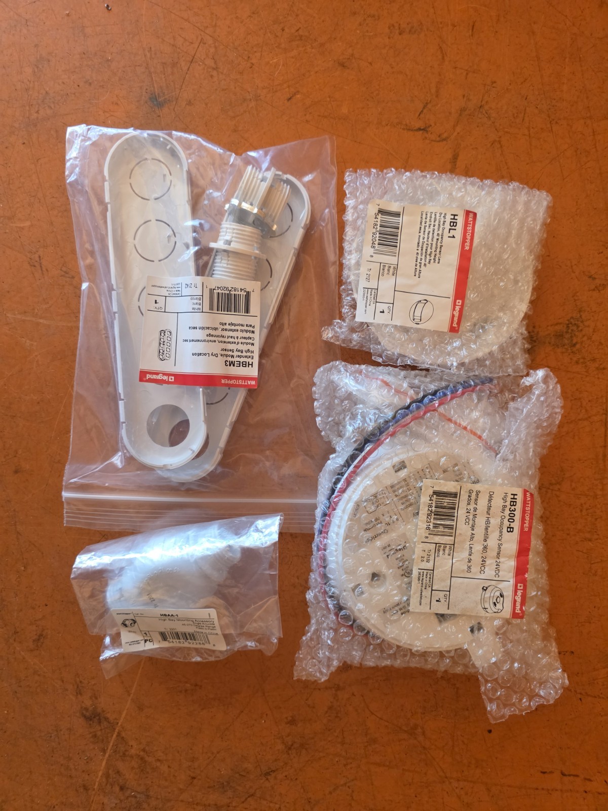 Wattstopper HB300-B Occupancy Sensor 24VDC with Lens and bracket (40 Available)