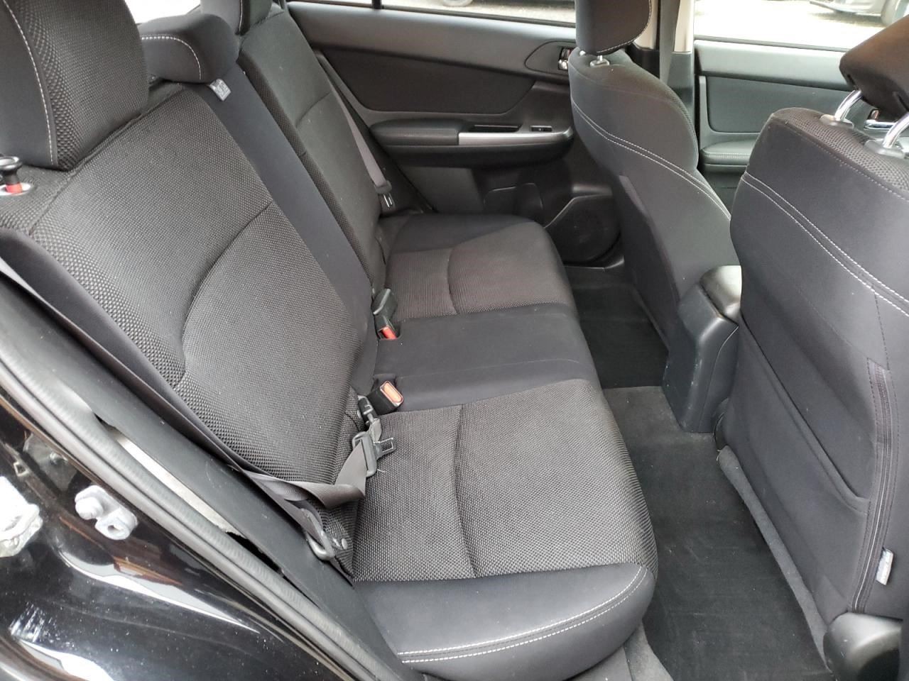 XV CROSST 2015 Glove Box 2071962