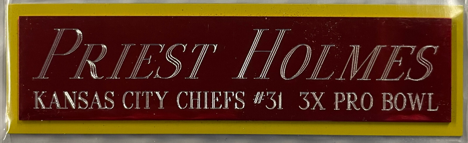 PRIEST HOLMES CHIEFS NAMEPLATE AUTOGRAPHED Signed FOOTBALL-JERSEY-PHOTO-HELMET