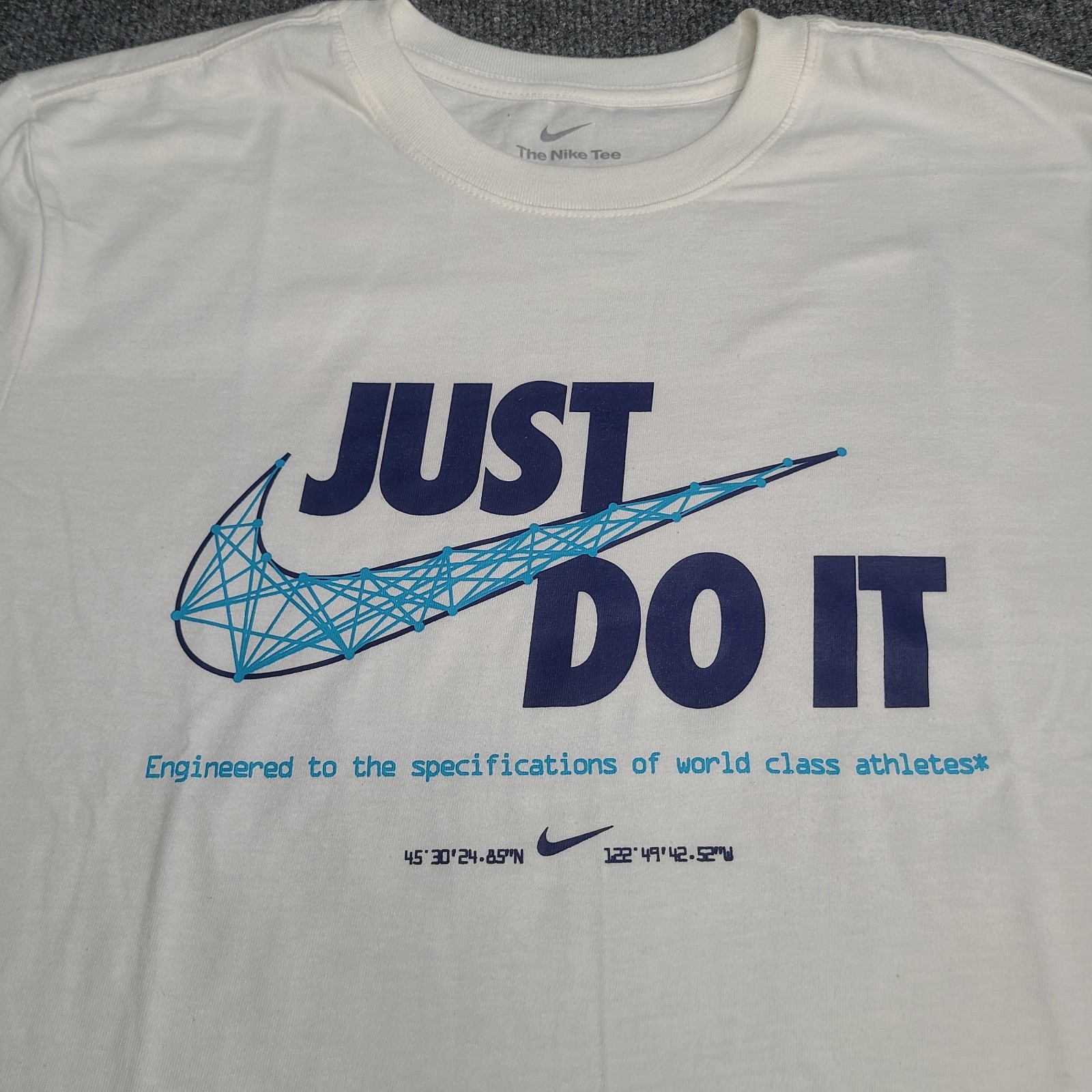 Nike Shirt Mens Medium White Obsidian Blue Just Do It Sportswear Cotton Tee 75