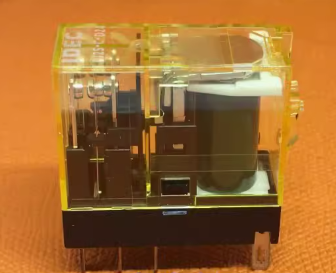 1PC New IDEC relay without base RJ2S-C-D24 24VDC 8A #LL