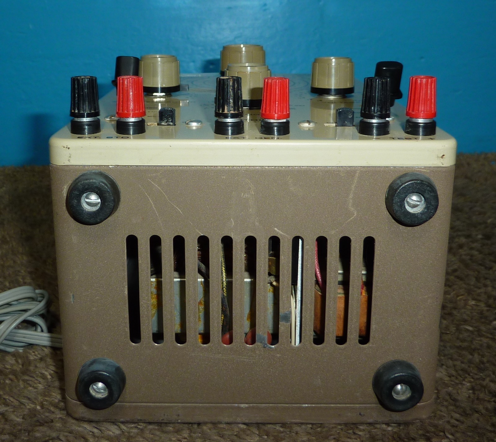 Heathkit Model IT-28 Capacitor Checker