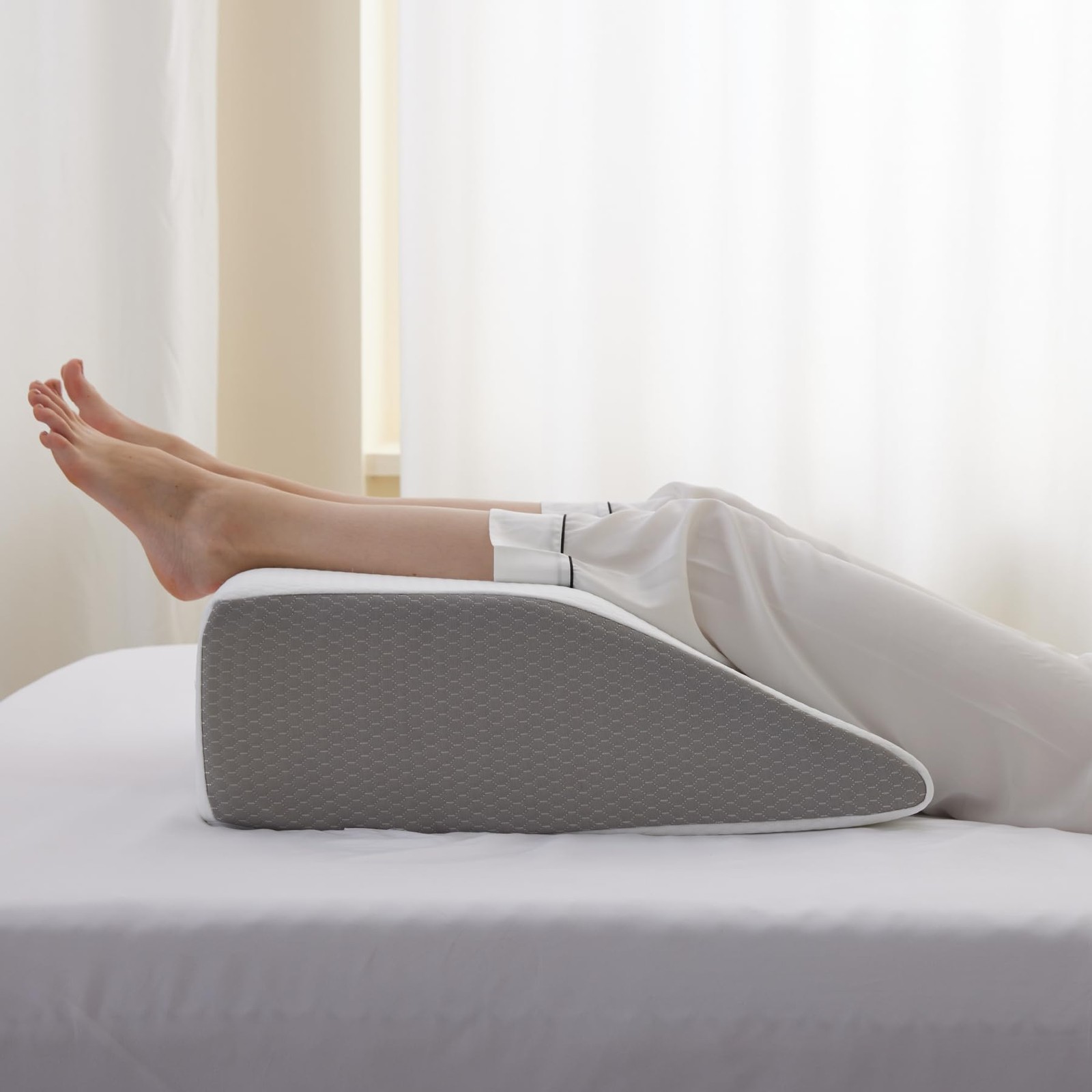 Leg Elevation Pillows, Leg Pillows for Sleeping, Cooling Gel Memory Foam Top,...
