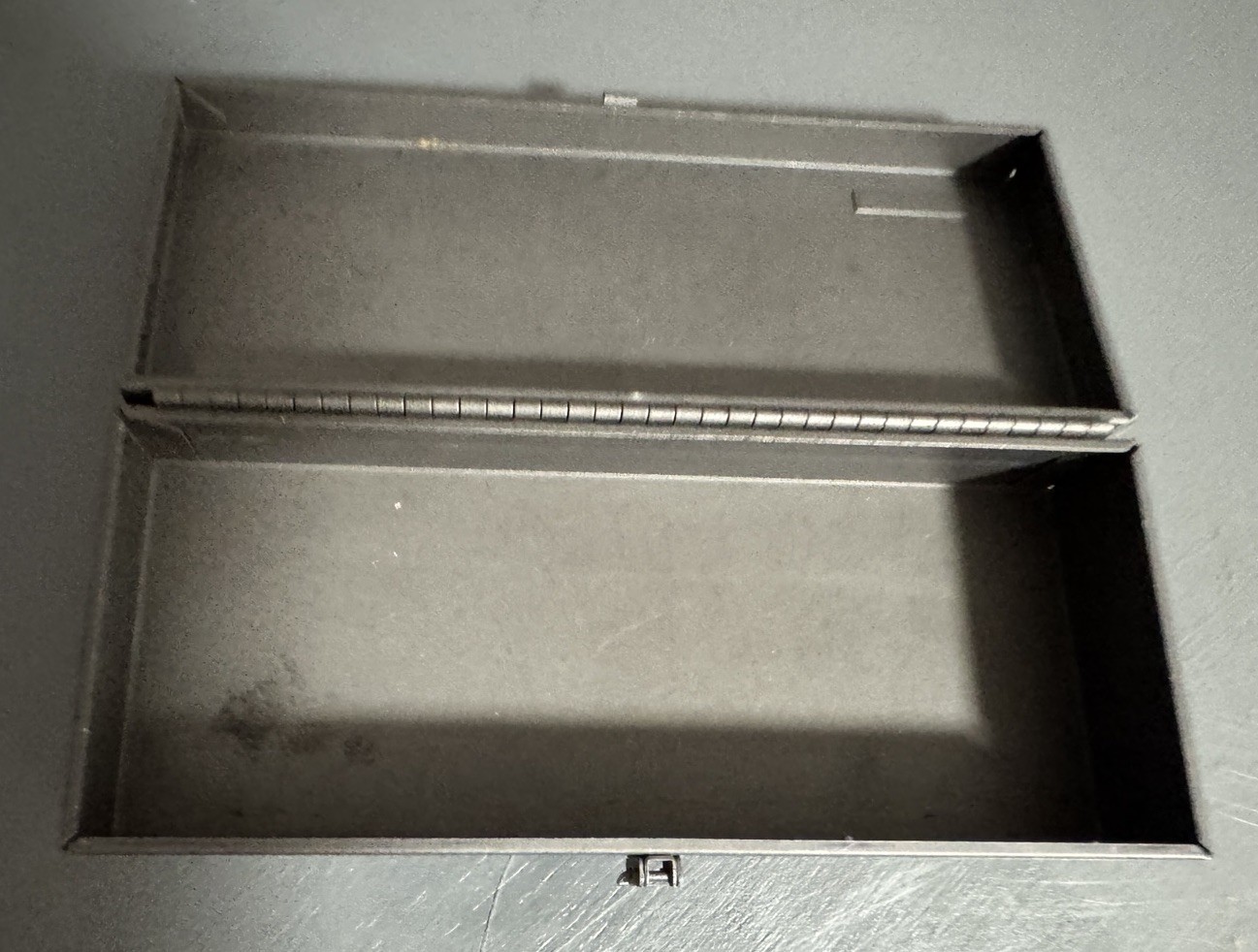 Shure Vintage Metal Microphone Case