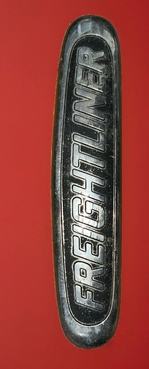 Vintage OEM Freightliner Grill Emblem 22-57546-000