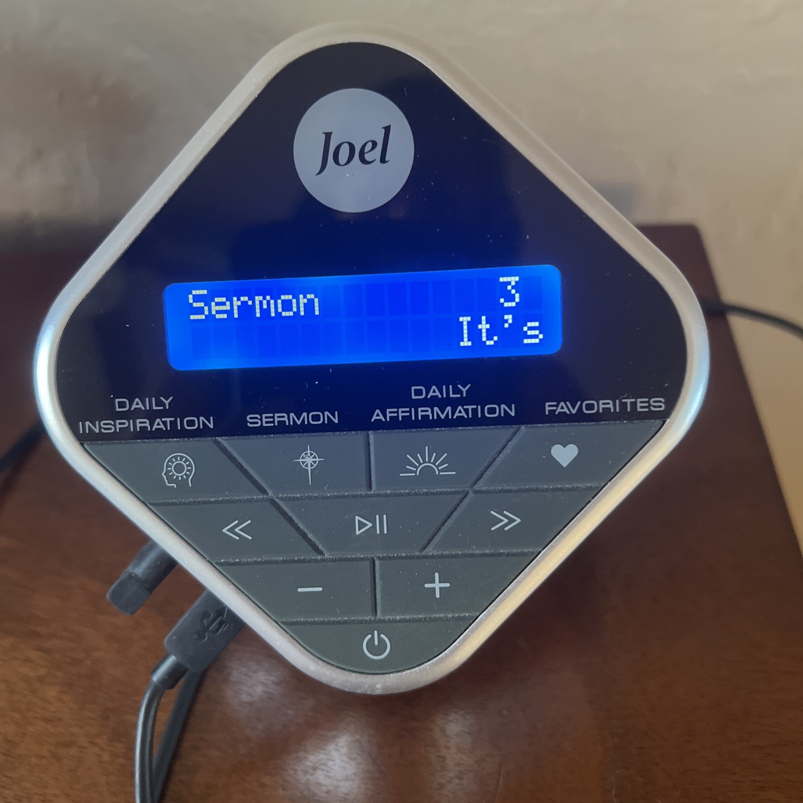 Joel Osteen 365 daily Inspiration Audio Cube With 52 Sermons & 31 Affirmations