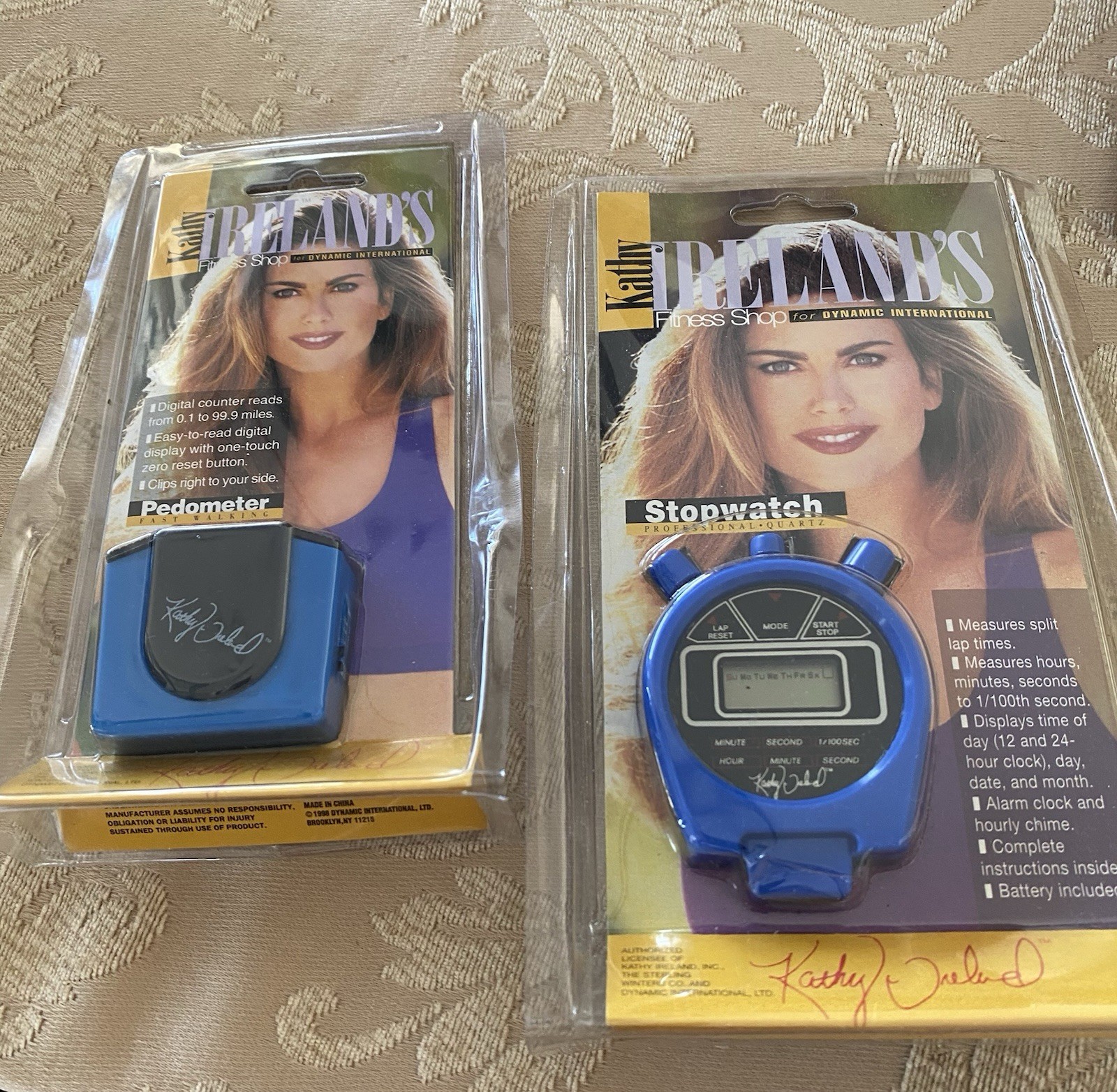 NEW VINTAGE KATHY IRELAND STOPWATCH & PEDOMETER