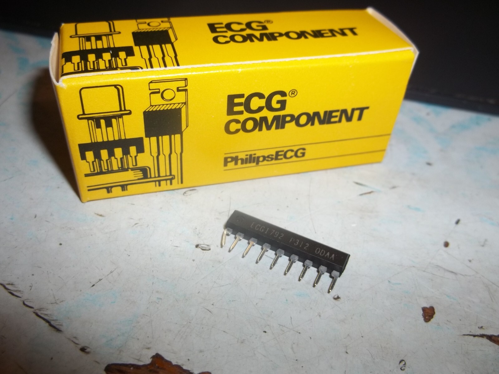 PHILIPS SYLVANIA ECG 1792 AA OD ATTENUATOR  (*2-1)