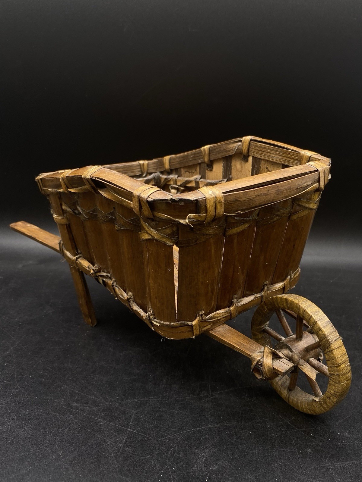 Wicker Wheelbarrow Cart Display Basket Plant Holder Vintage READ