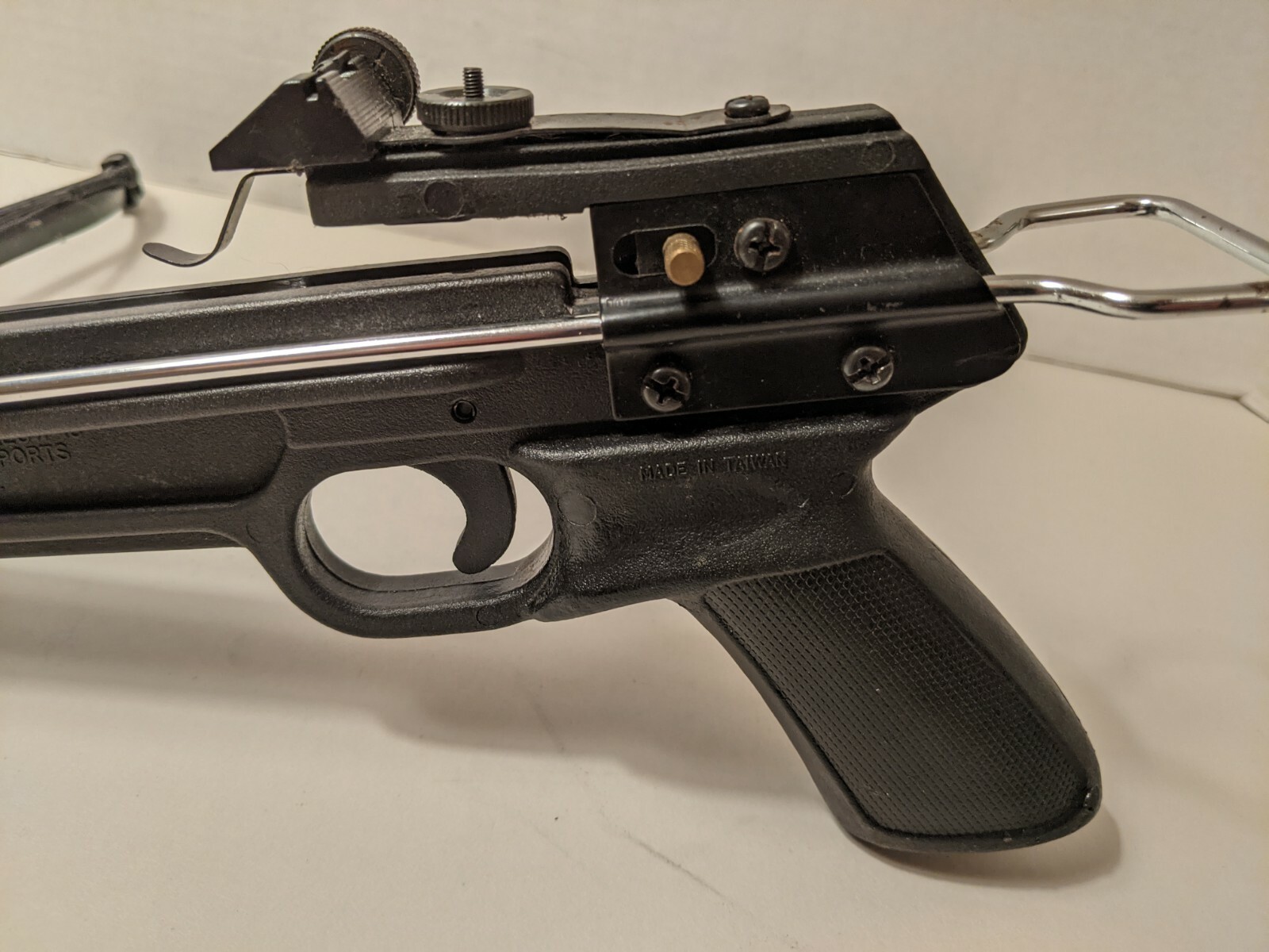 MINI PISTOL GRIP CROSSBOW HAND HELD BLACK