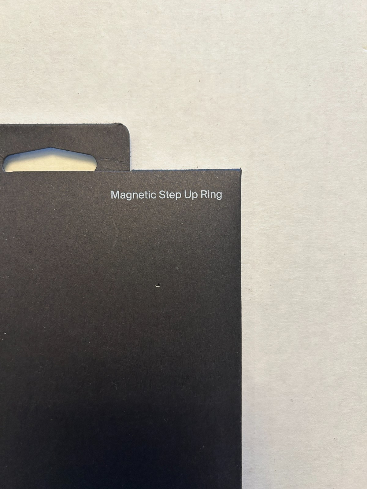 Brand New URTH Magnetic Step Up Ring 067-82