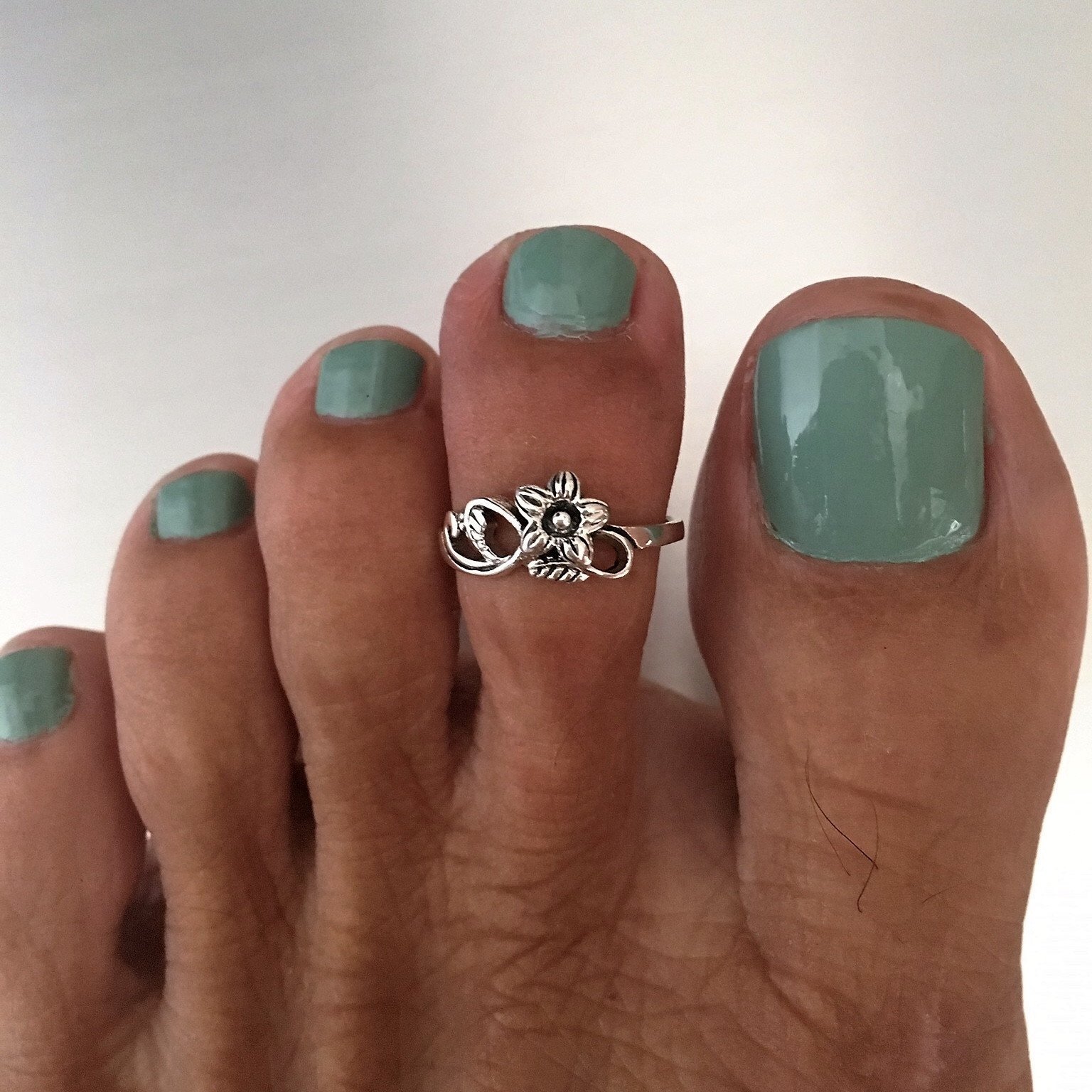 Sterling Silver Flower and Swirl Toe Ring, Floral Ring, Silver Rings, Swirly