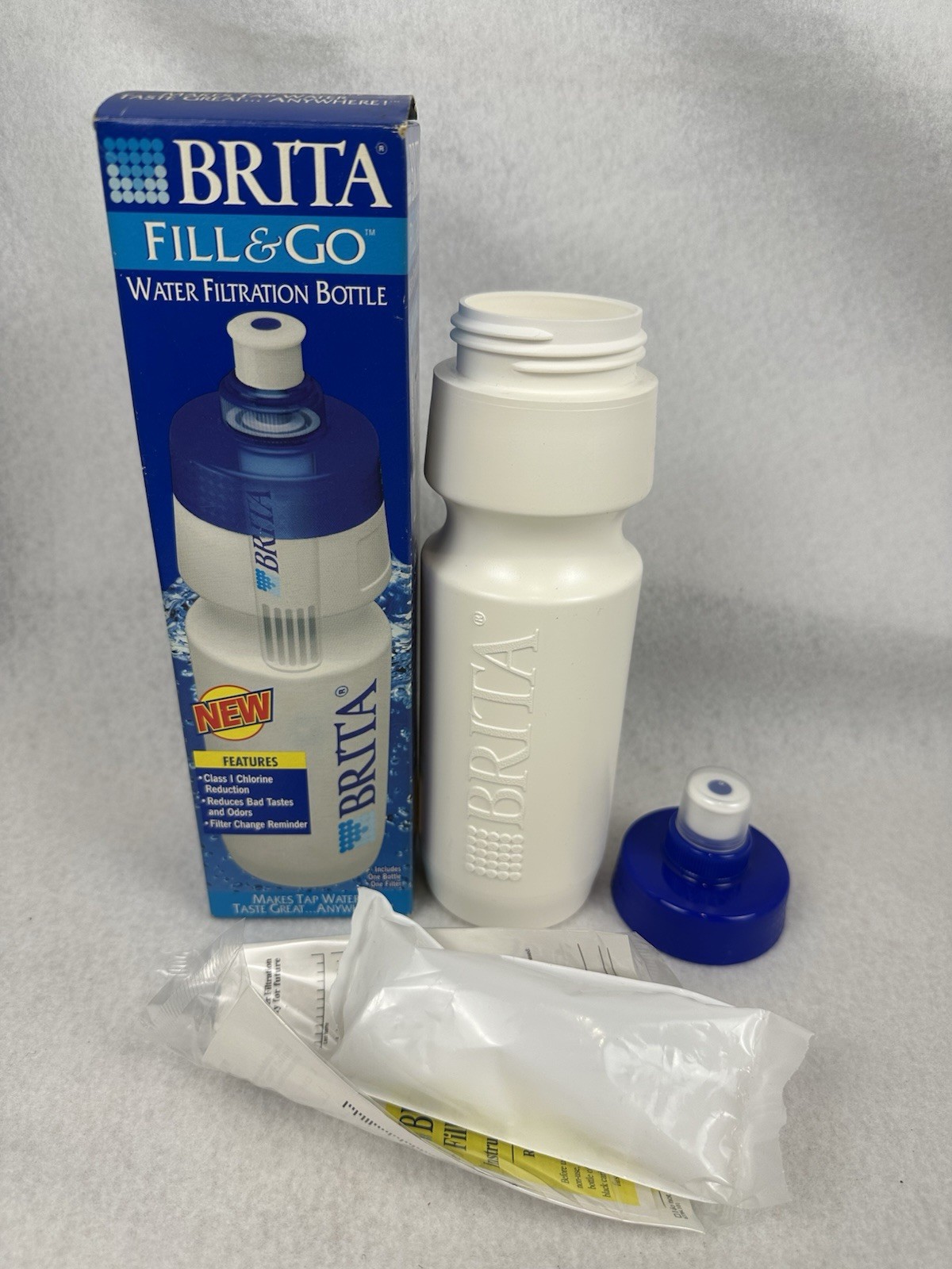 Brita Fill & Go 10"  Water Filtration Bottle Brand New w/ Sealed Filter