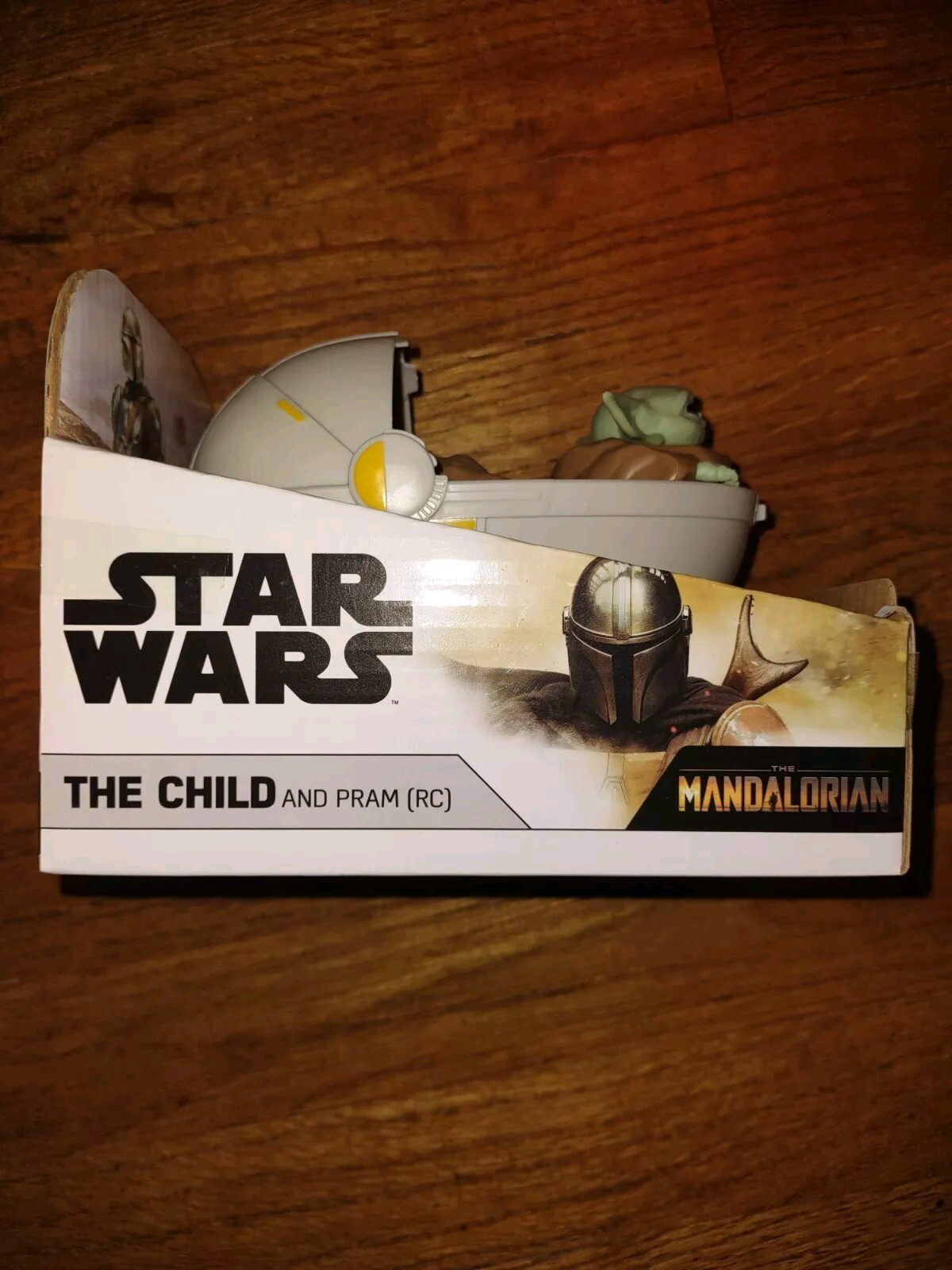 DISNEY STAR WARS: THE CHILD The MANDALORIAN - Baby Yoda in Pram Remote Control