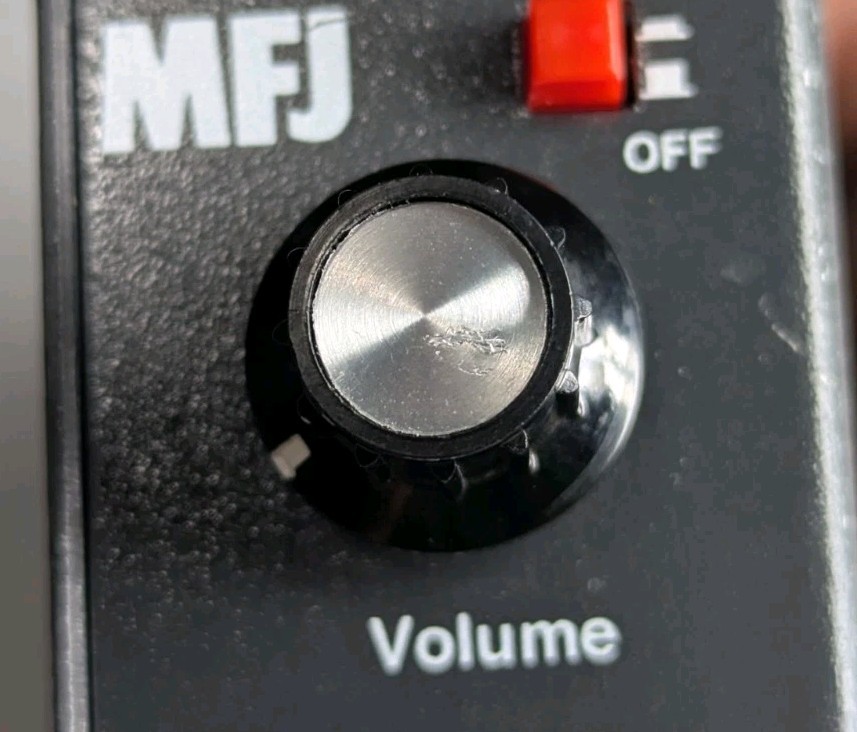 MFJ– 382 Amplified Speaker