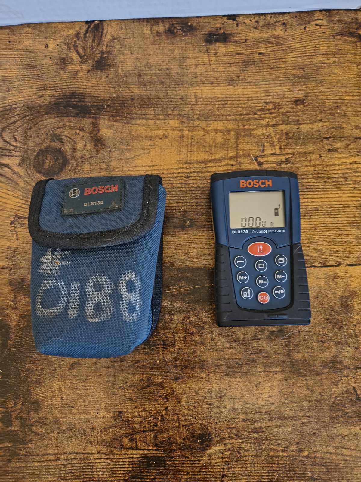 Bosch DLR130 Laser Distance Measurer Portable w Case