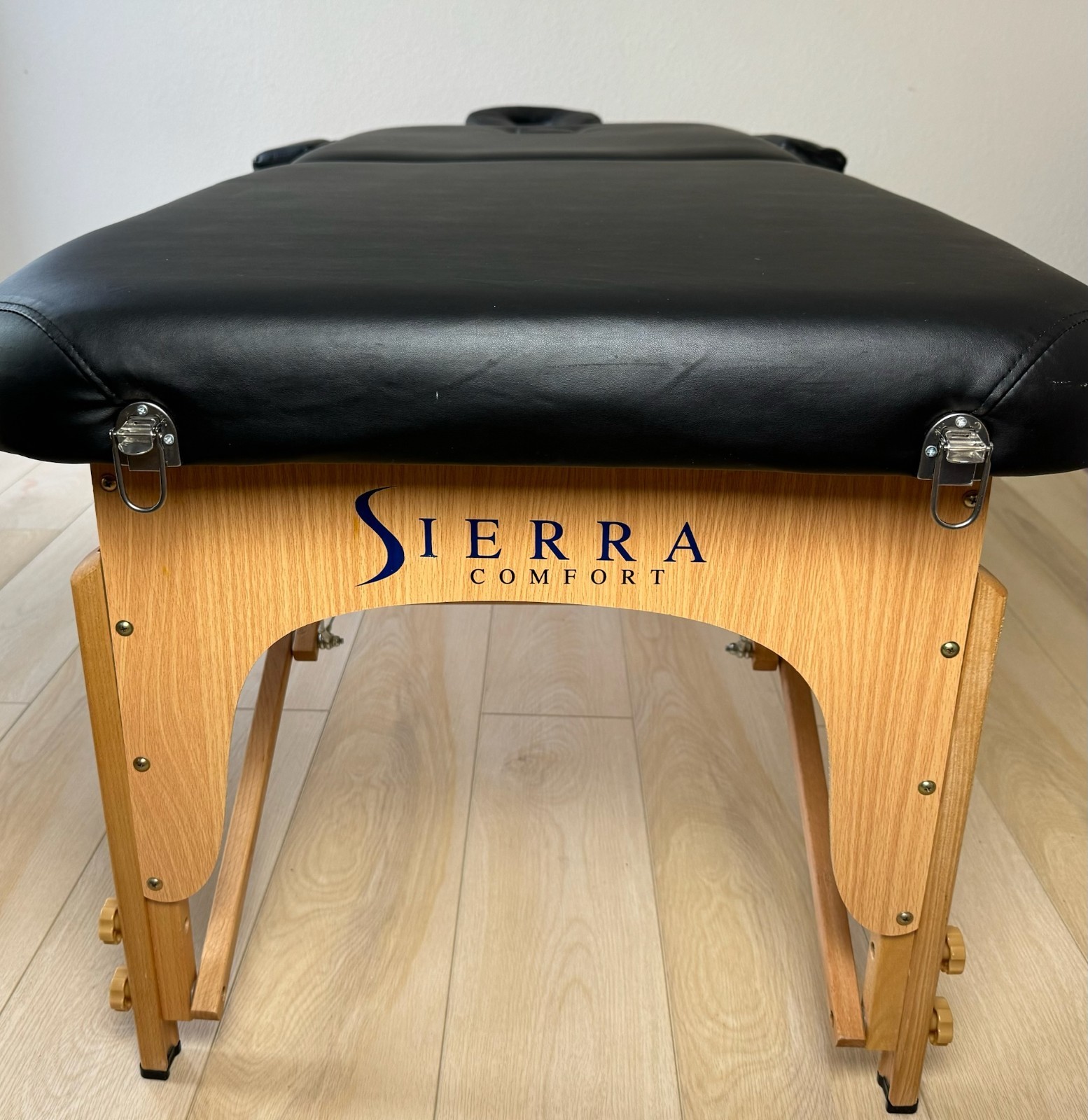 Sierra Comfort Portable Massage Table
