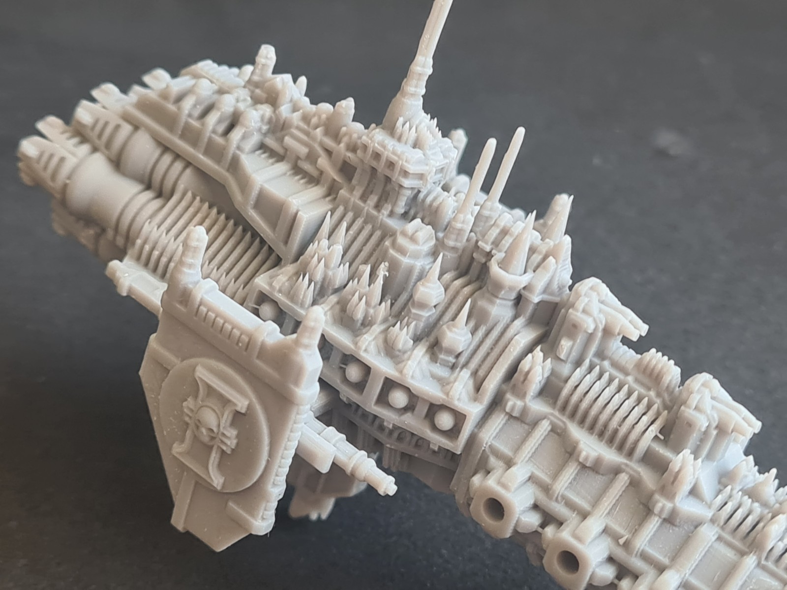 Heretic Hunting Cruiser - compatible with Battlefleet Gothic
