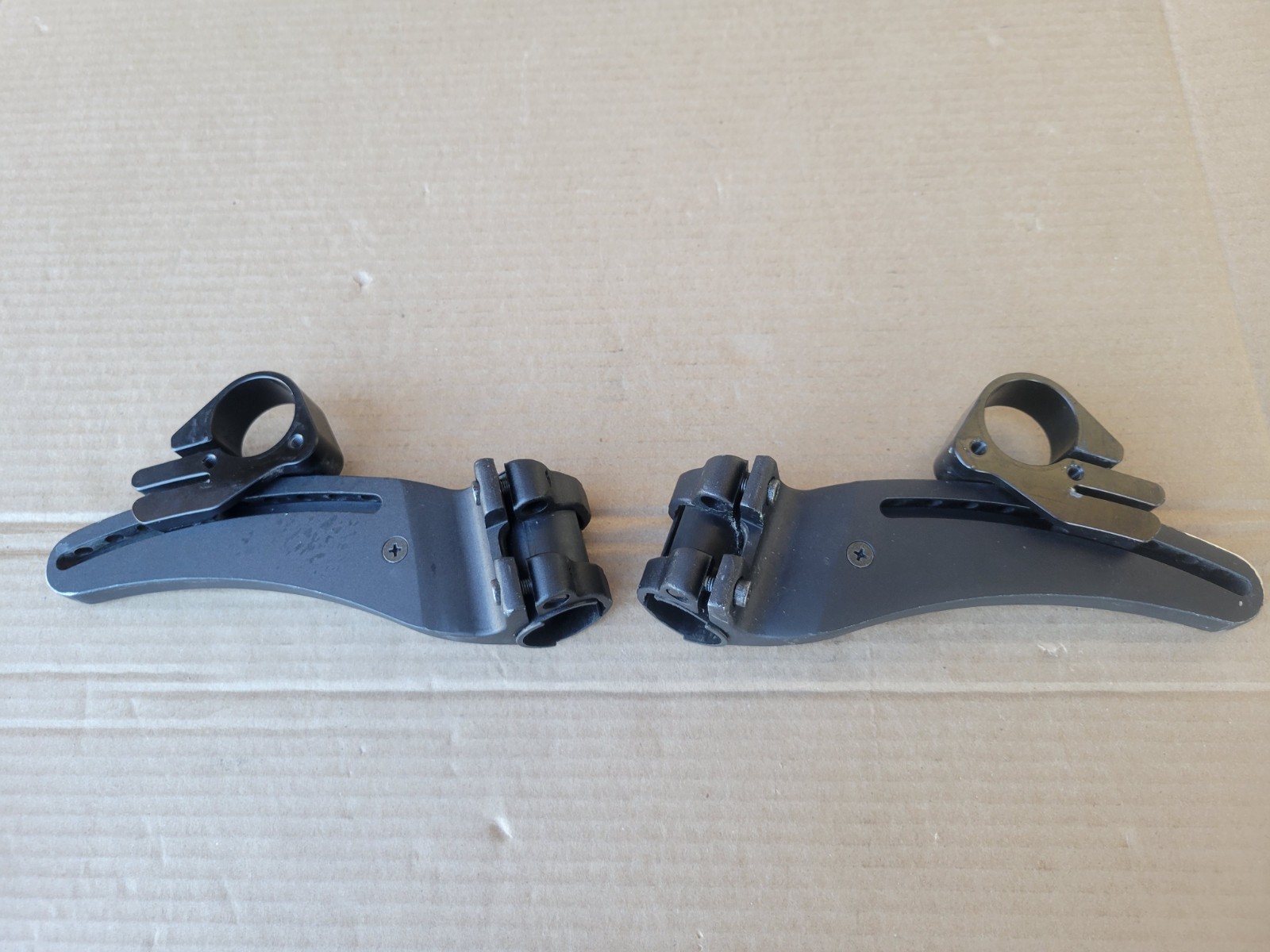 Quickie 5r Axle Plates For Back Wheels Mounting Brackets Wheelchair Parts
