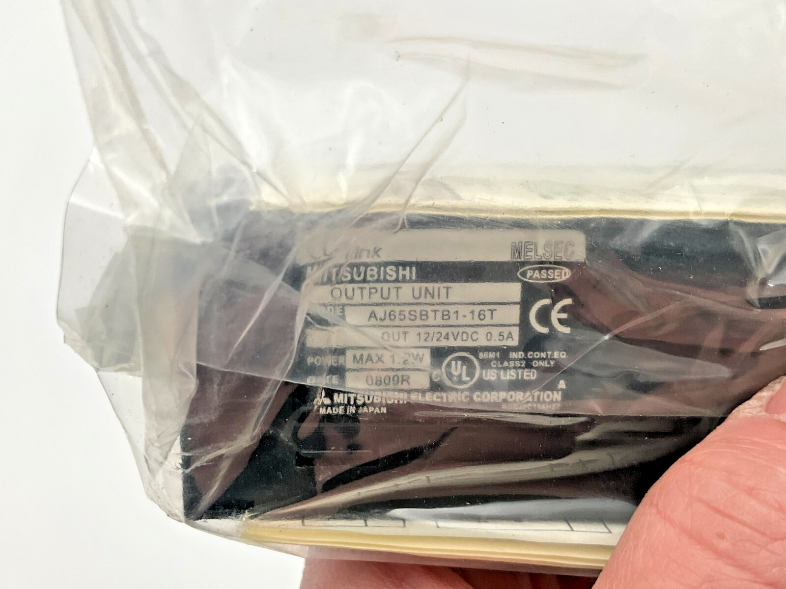Mitsubishi Melsec AJ65SBTB1-16T Output Unit 12/24 VDC AJ65SBTB116T New (VT)
