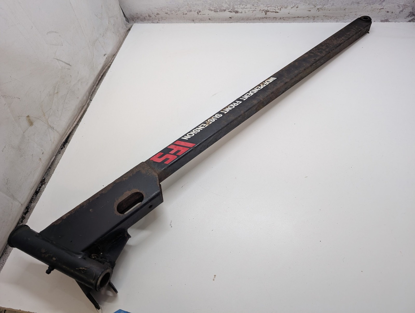 Polaris Used OEM  Black Right Trailing Arm 1822052 Indy Trail Deluxe 1990 1991