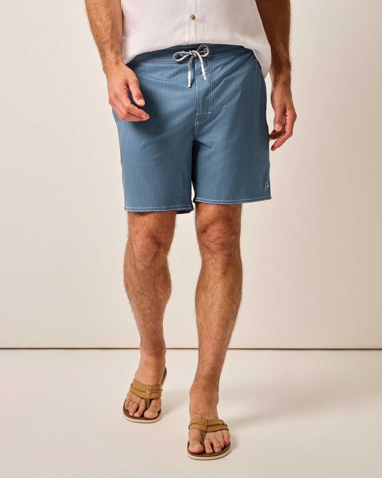 johnnie-O The Half Elastic 7" Surf Shorts Lake Size M MC-7821351