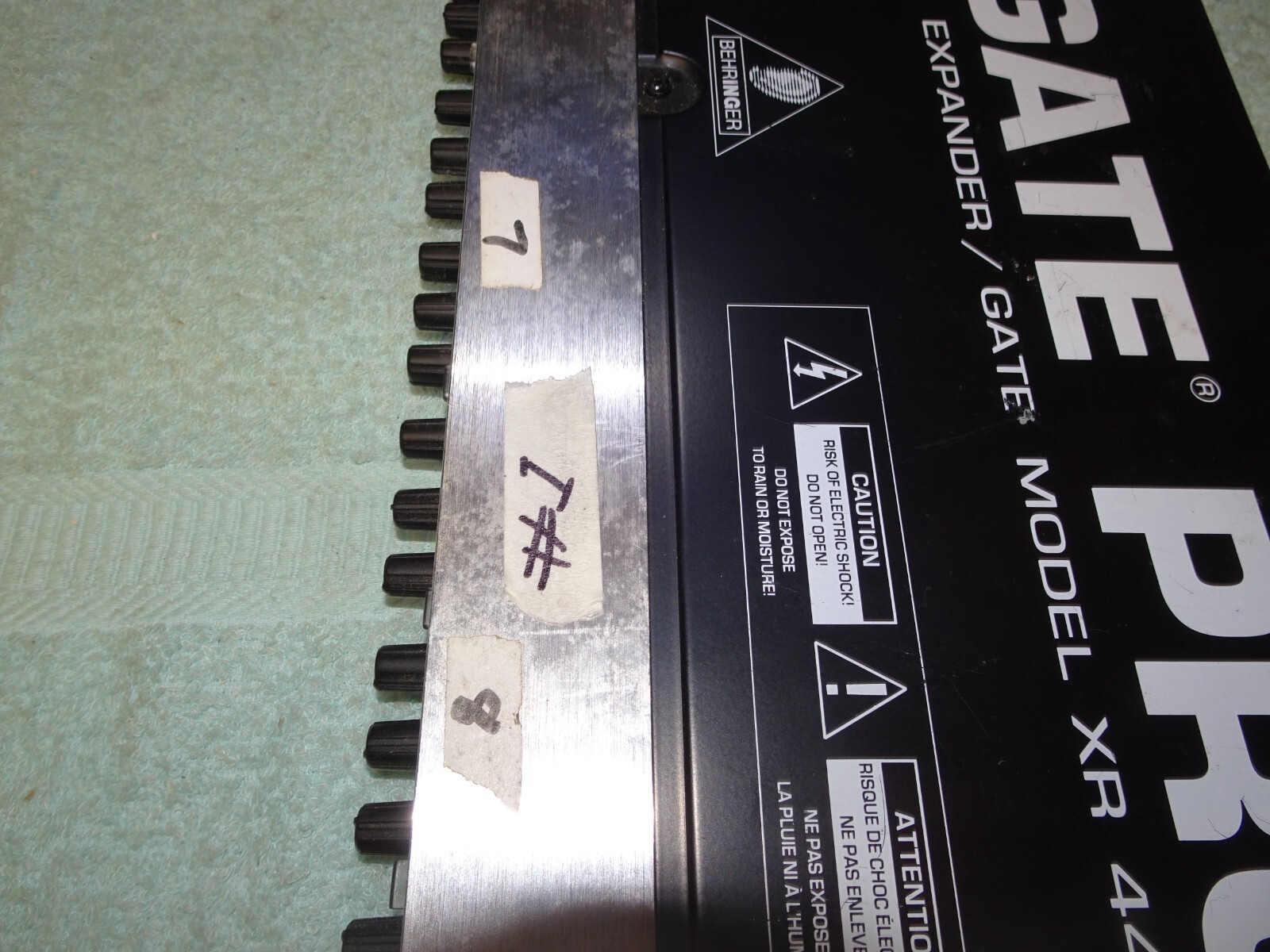 BEHRINGER MULTIGATE PRO XR4400 4-Chan Audio Interactive Quad Expander/Gate,