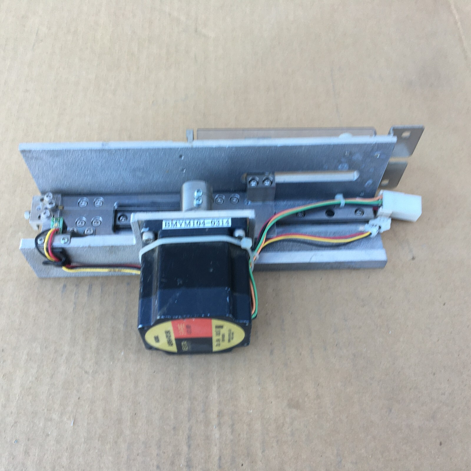 Linear Motion Guide w/ Vexta 5 Phase A5954-9215K, Oriental Motors Made in Japan
