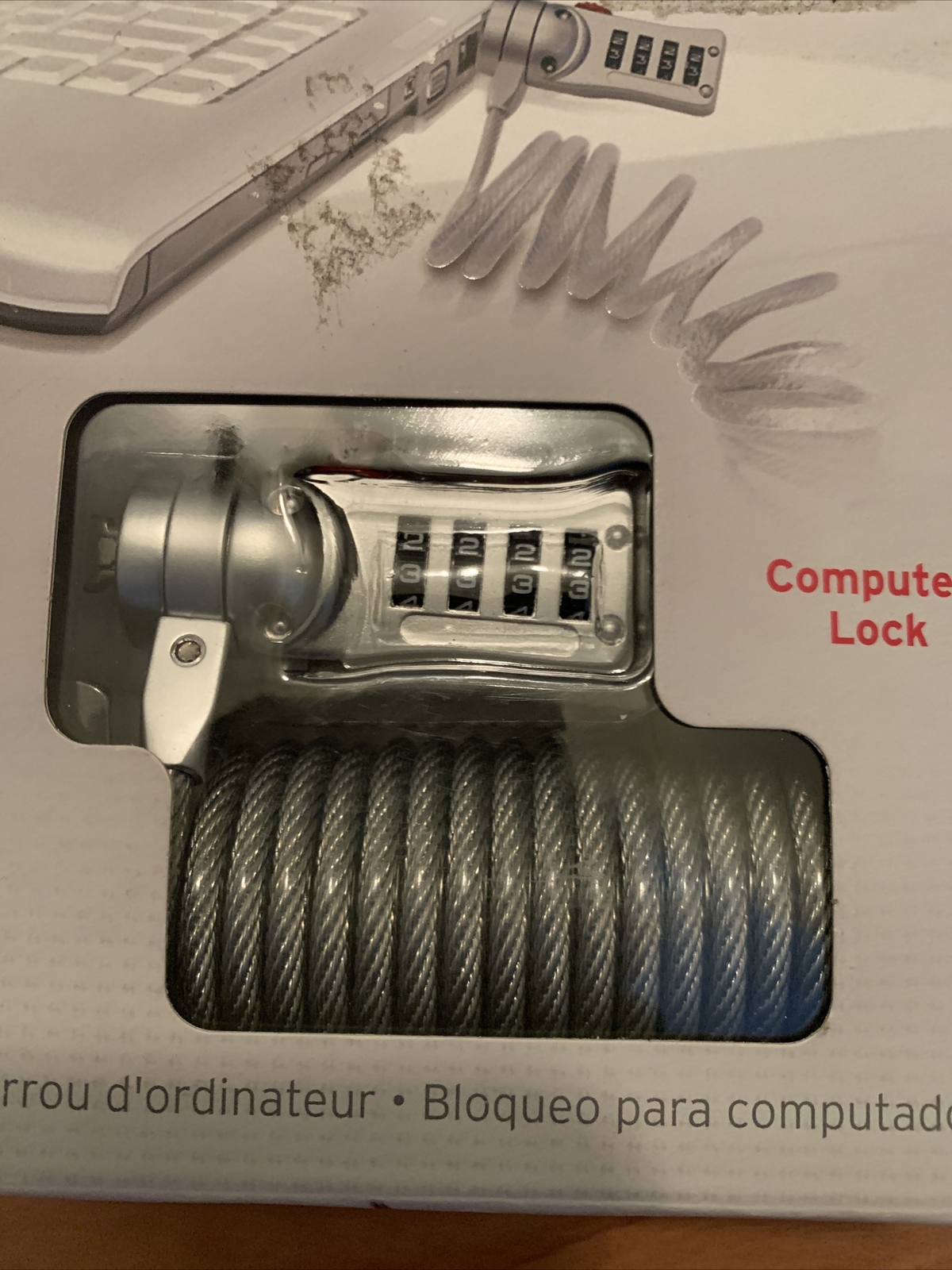 MASTER LOCK Safe Space COMPUTER LOCK Security On The Go