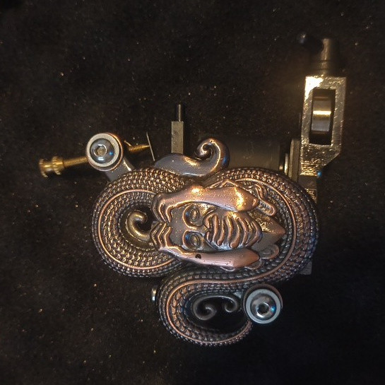 Bronze/Black Snake Design Metal Coil Tattoo Machine Heavy Duty Durable Used