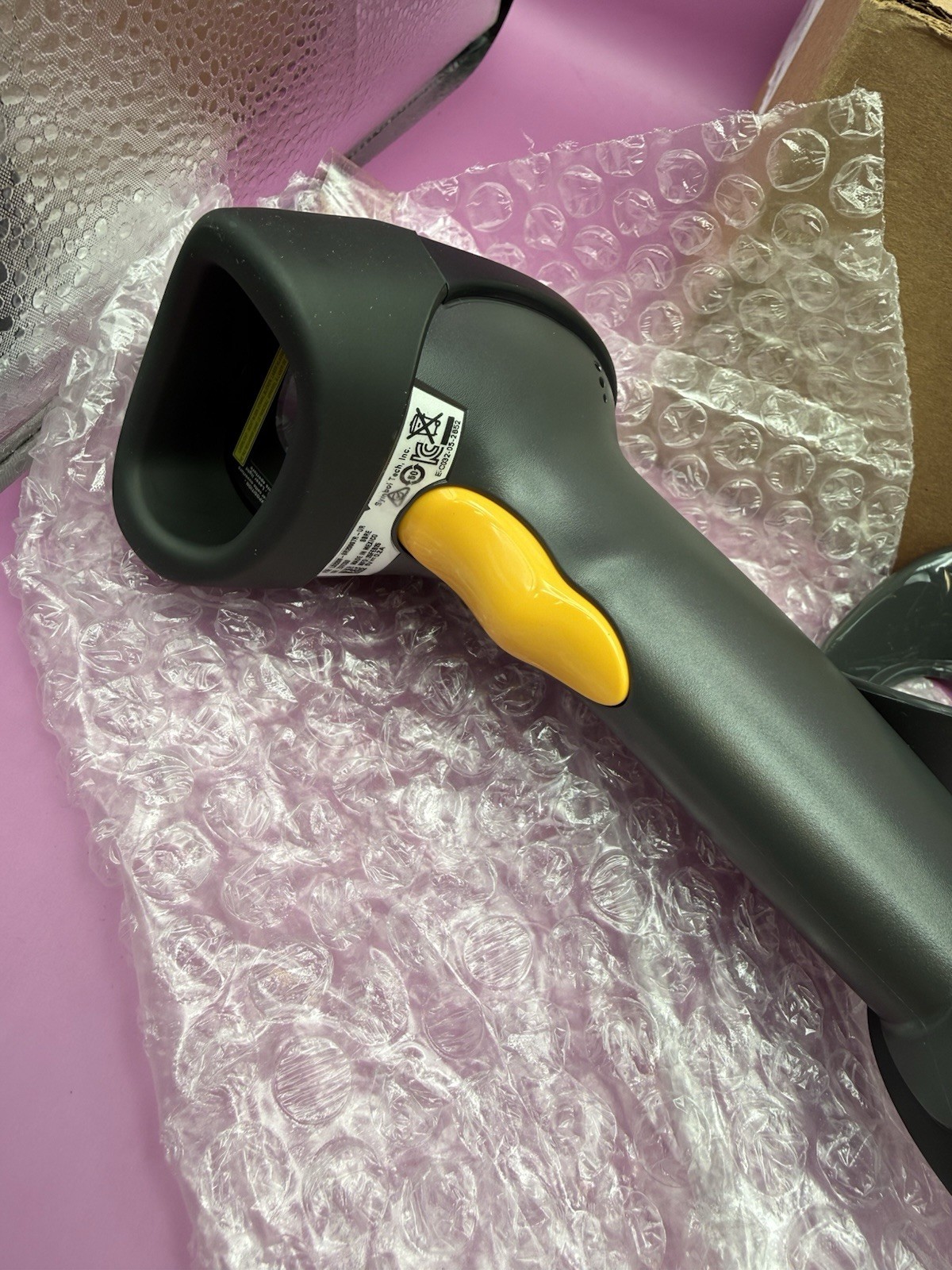 Motorola Zebra Symbol LS2208-SR20007R-UR Barcode Scanner Reader Kit W/ USB Cable