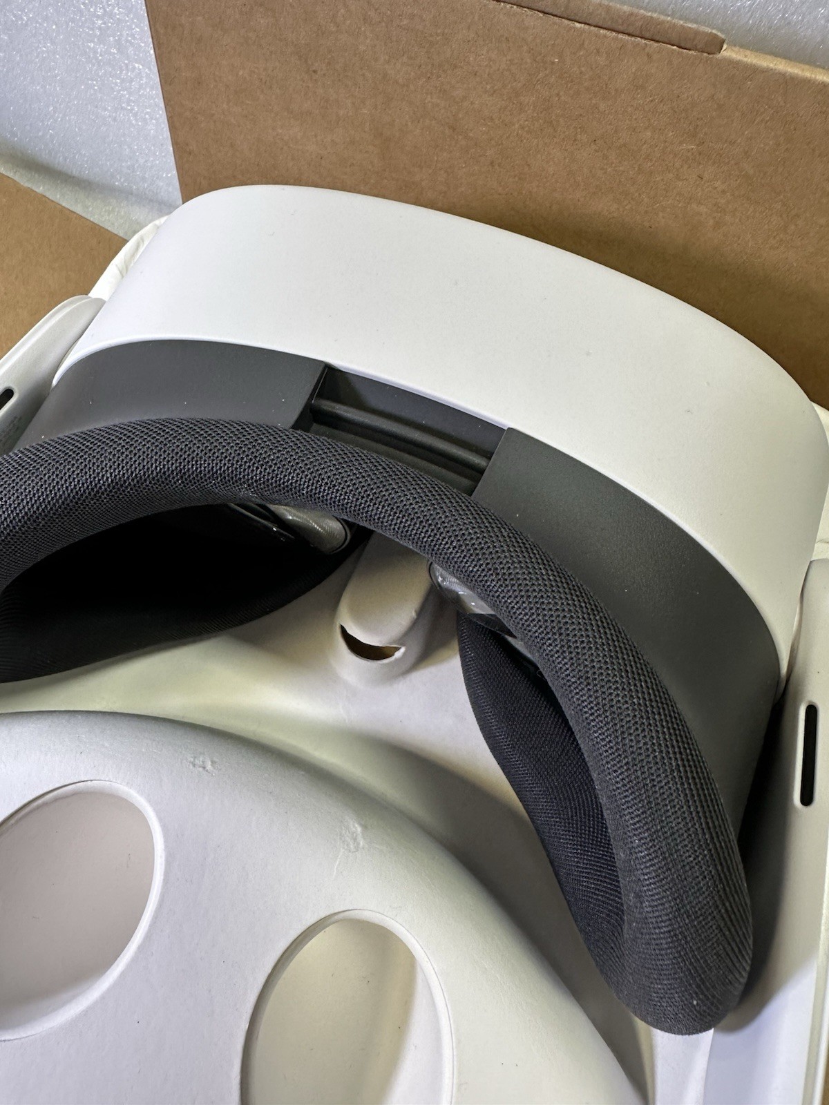 Meta Quest 3S 128GB VR Headset - White #E10.14