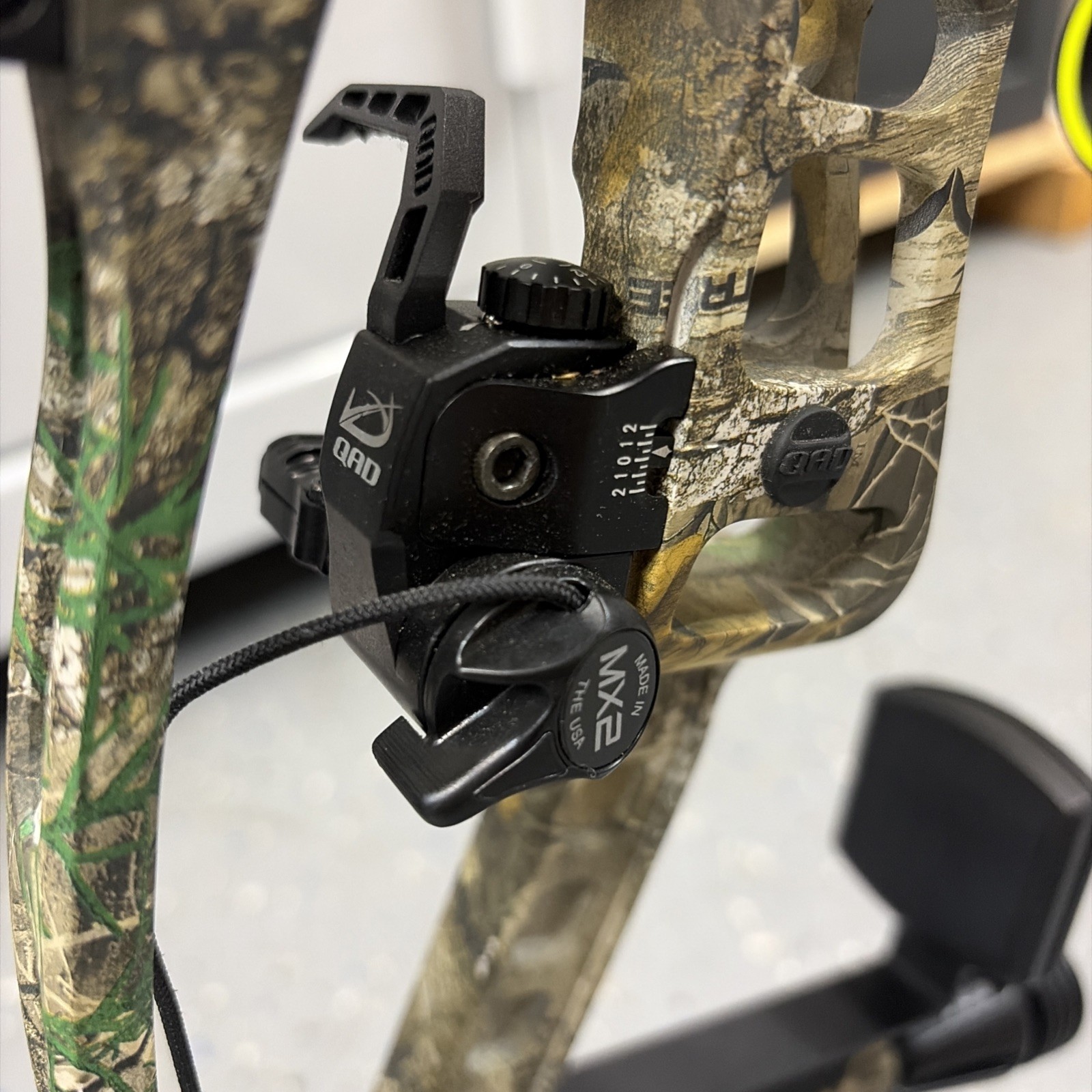 Hoyt Alpha X 30 Camo Compound Bow Package FULLY LOADED