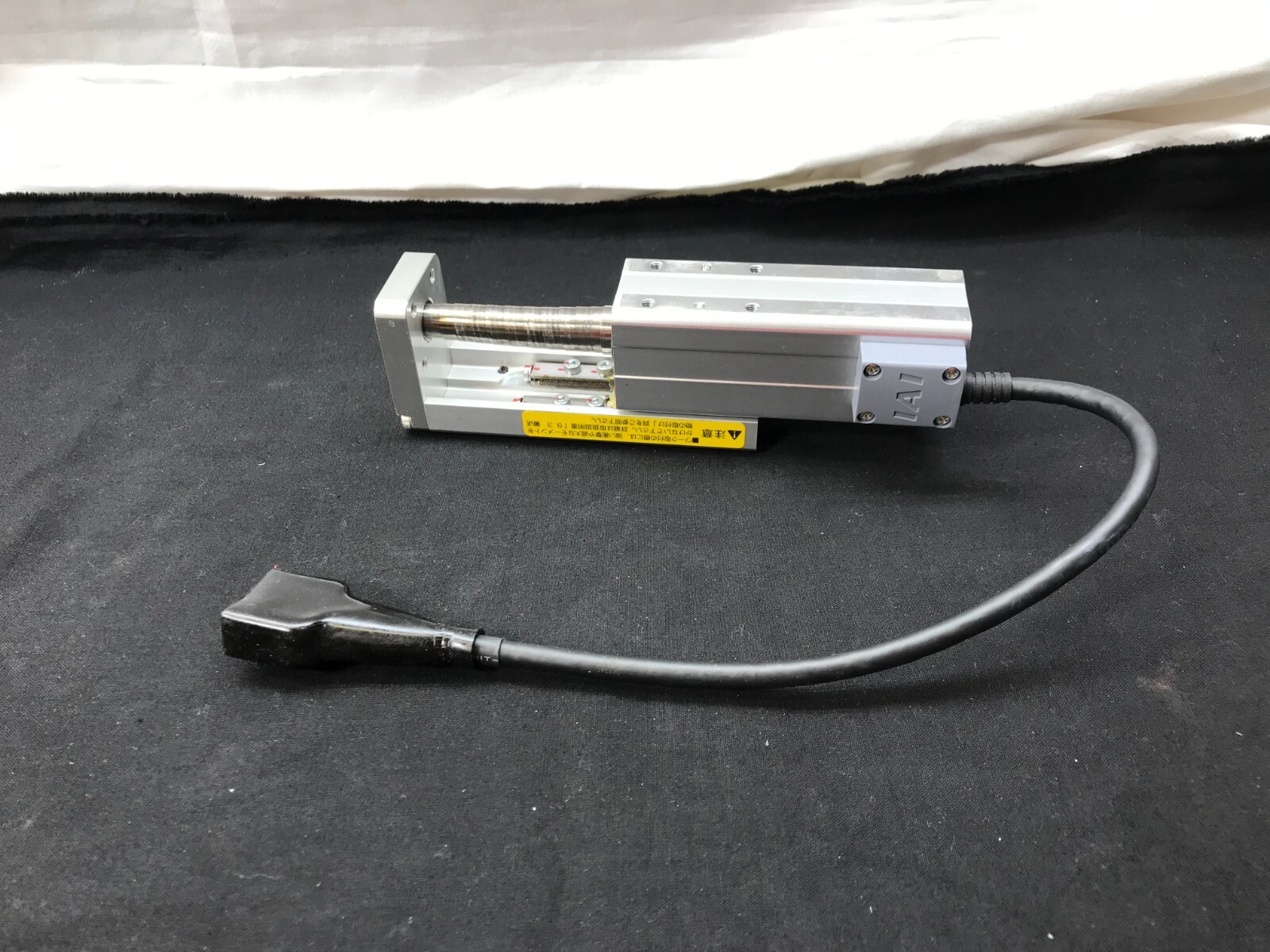 IAI Corporation  RCA2-TCA3NA Cylinder Actuator 9.3 RoBo Cylinder