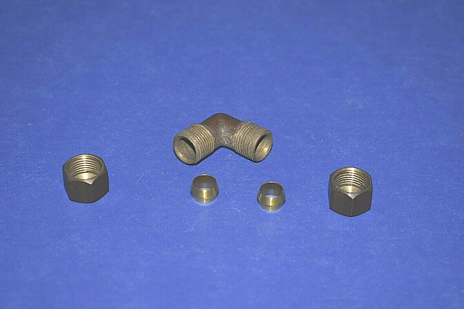NOS Brass Compression Elbow 5/16 x 5/16 Compression