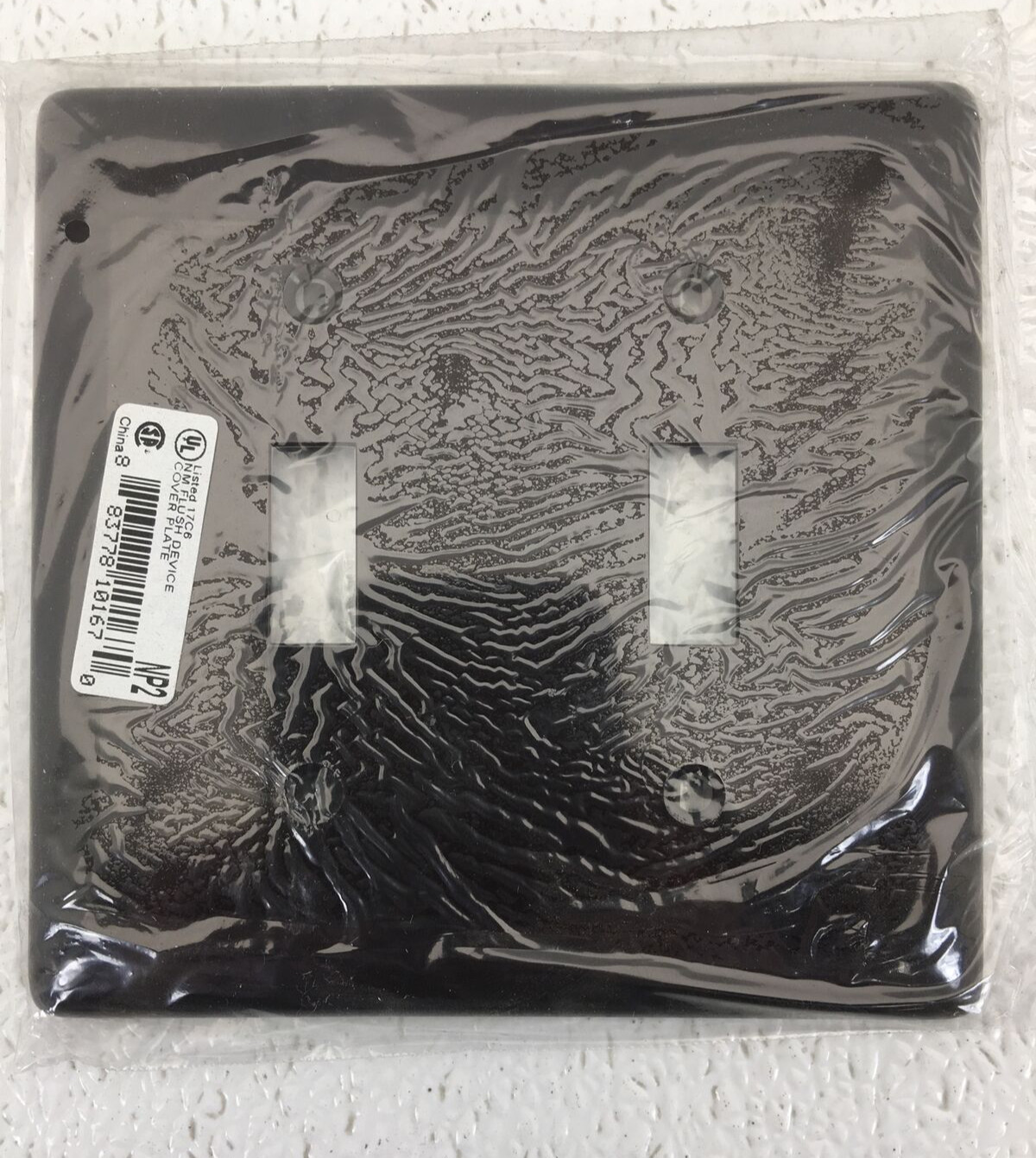 NP2 HUBW WALLPLATE 2-GANG TWO TOGGLE BROWN