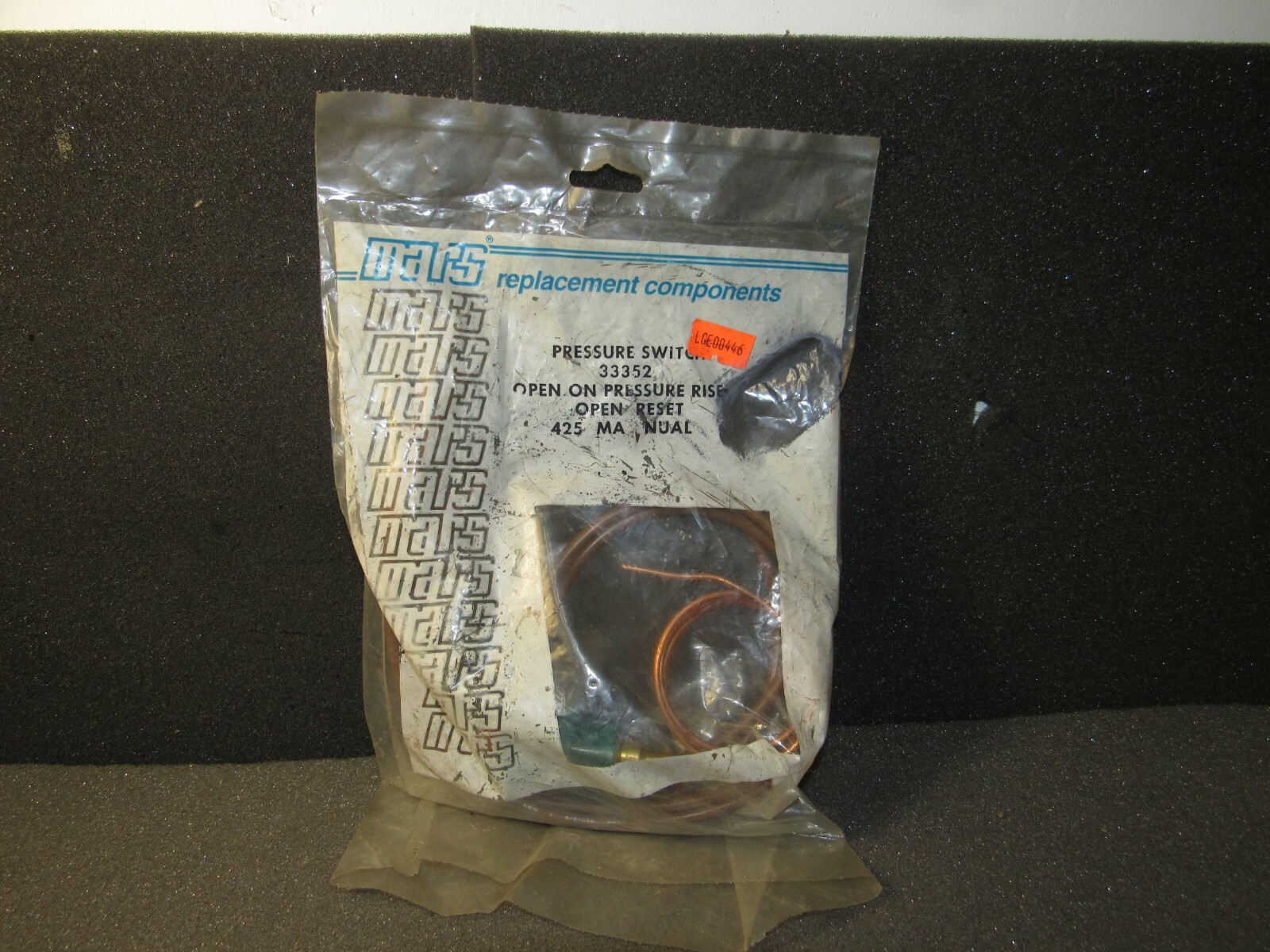 MARS Pressure Switch 33352 Open On Pressure Rise Manual Reset Open 425F