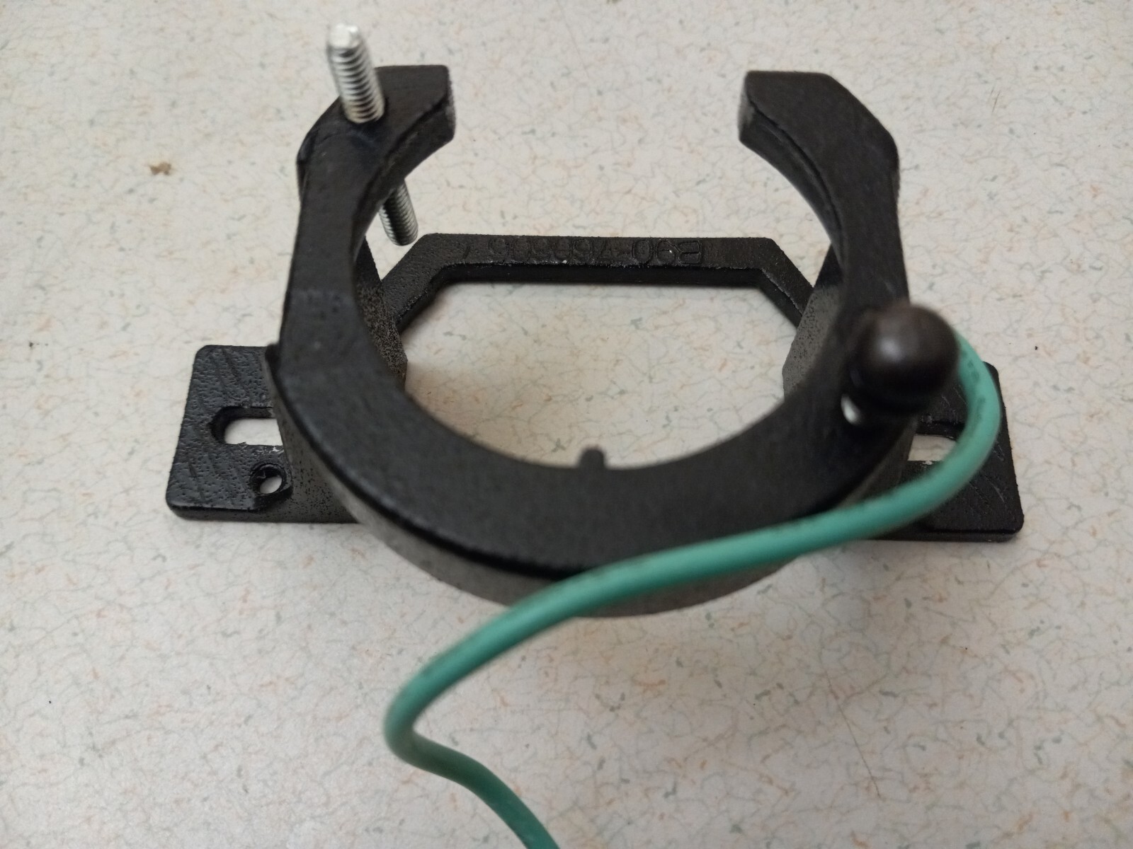 1x harbor breeze 4.5 inch Ceiling Fan Mounting Bracket